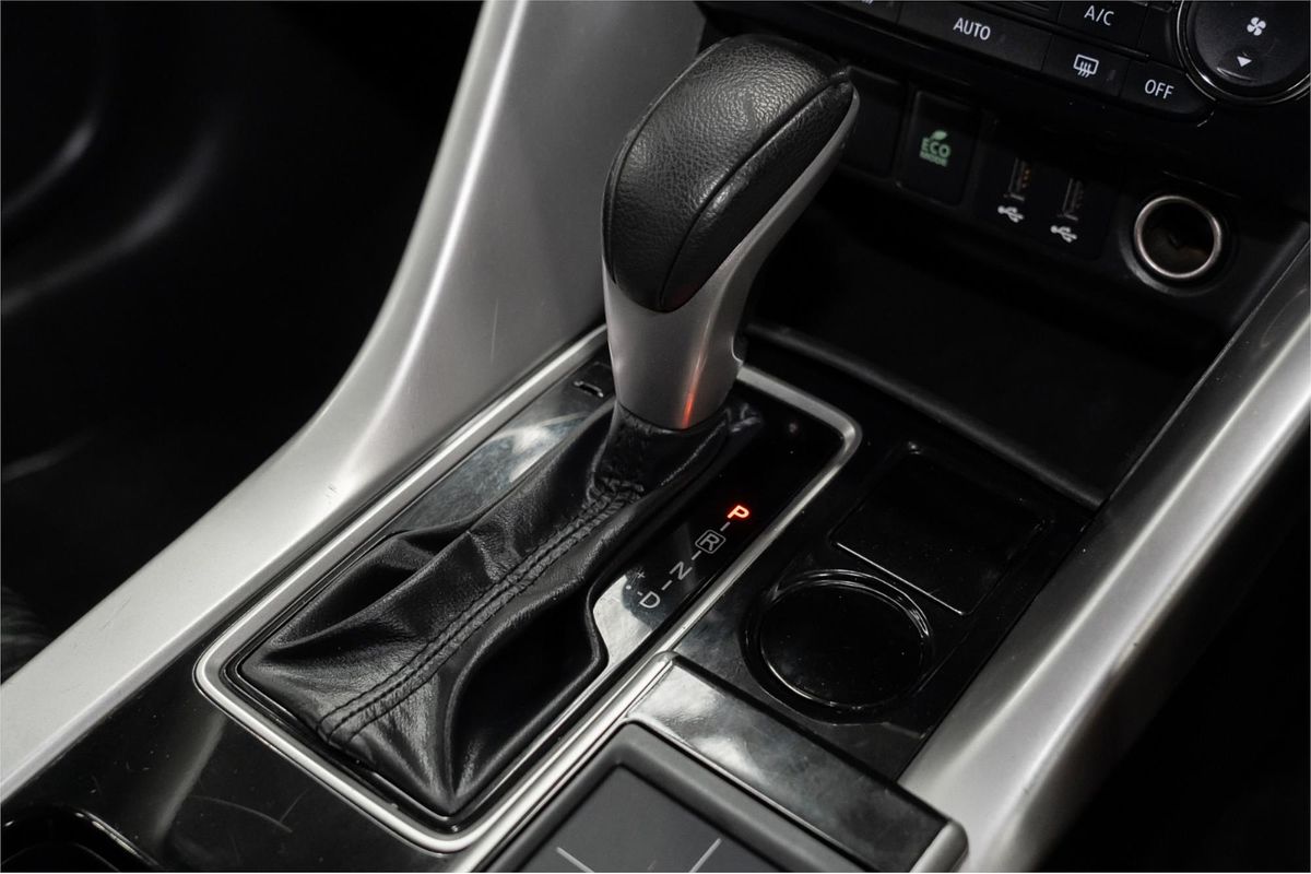 2019 Mitsubishi Eclipse Cross LS YA