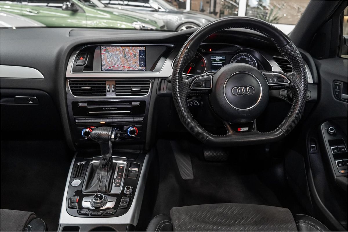 2014 Audi A4 Ambition B8
