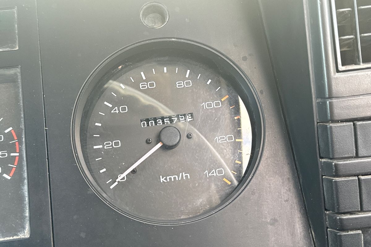1995 Isuzu FTS DUAL CAB 700