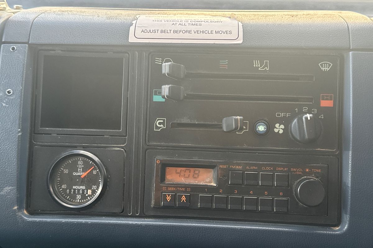 1995 Isuzu FTS DUAL CAB 700