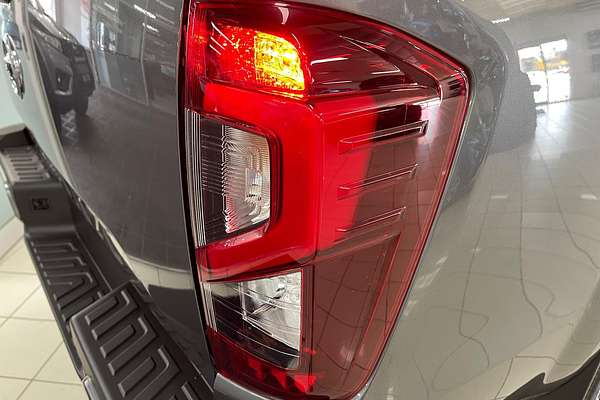 2025 Nissan Navara ST-X D23 4X4