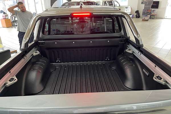 2025 Nissan Navara ST-X D23 4X4