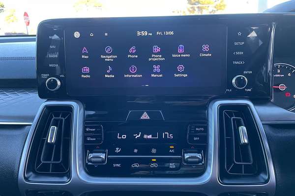 2022 Kia Sorento Sport MQ4
