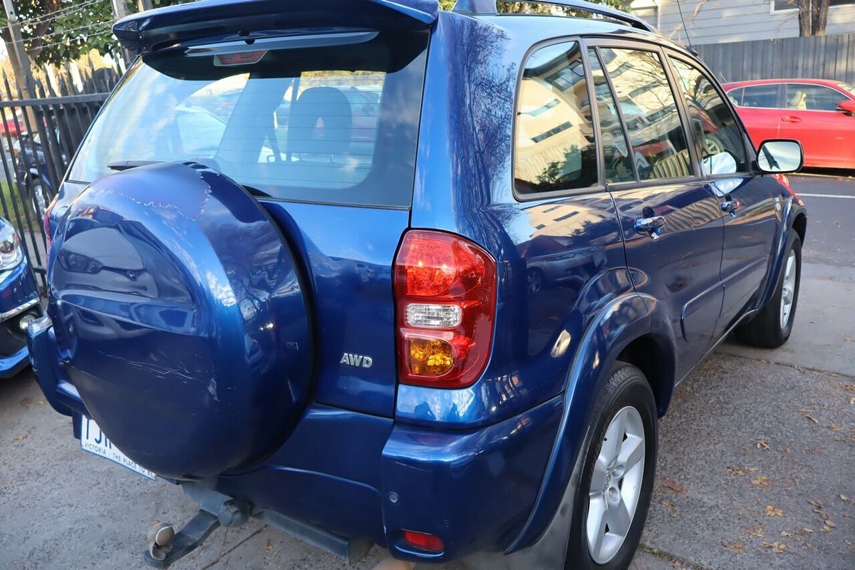 2004 Toyota RAV4 Cruiser ACA23R