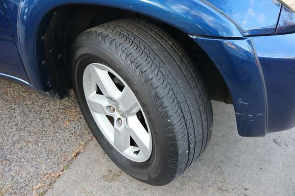 2004 Toyota RAV4 Cruiser ACA23R