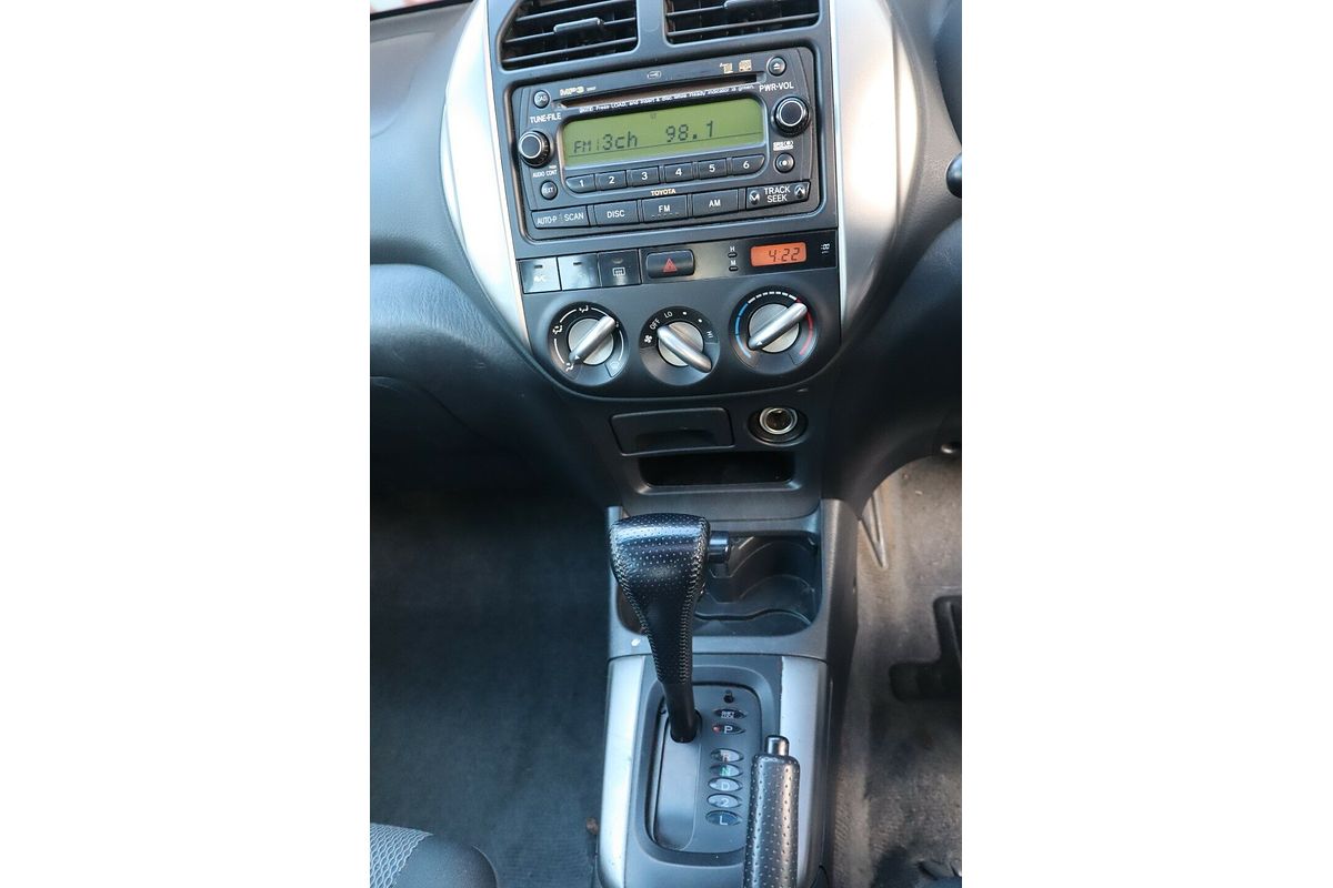 2004 Toyota RAV4 Cruiser ACA23R