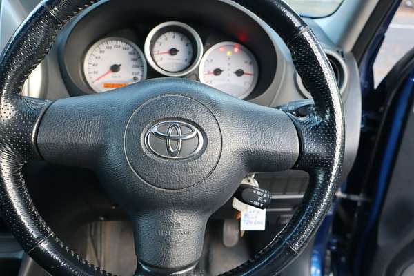 2004 Toyota RAV4 Cruiser ACA23R