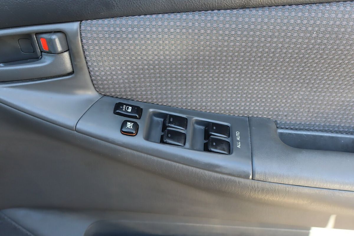 2006 Toyota Corolla Conquest ZZE122R