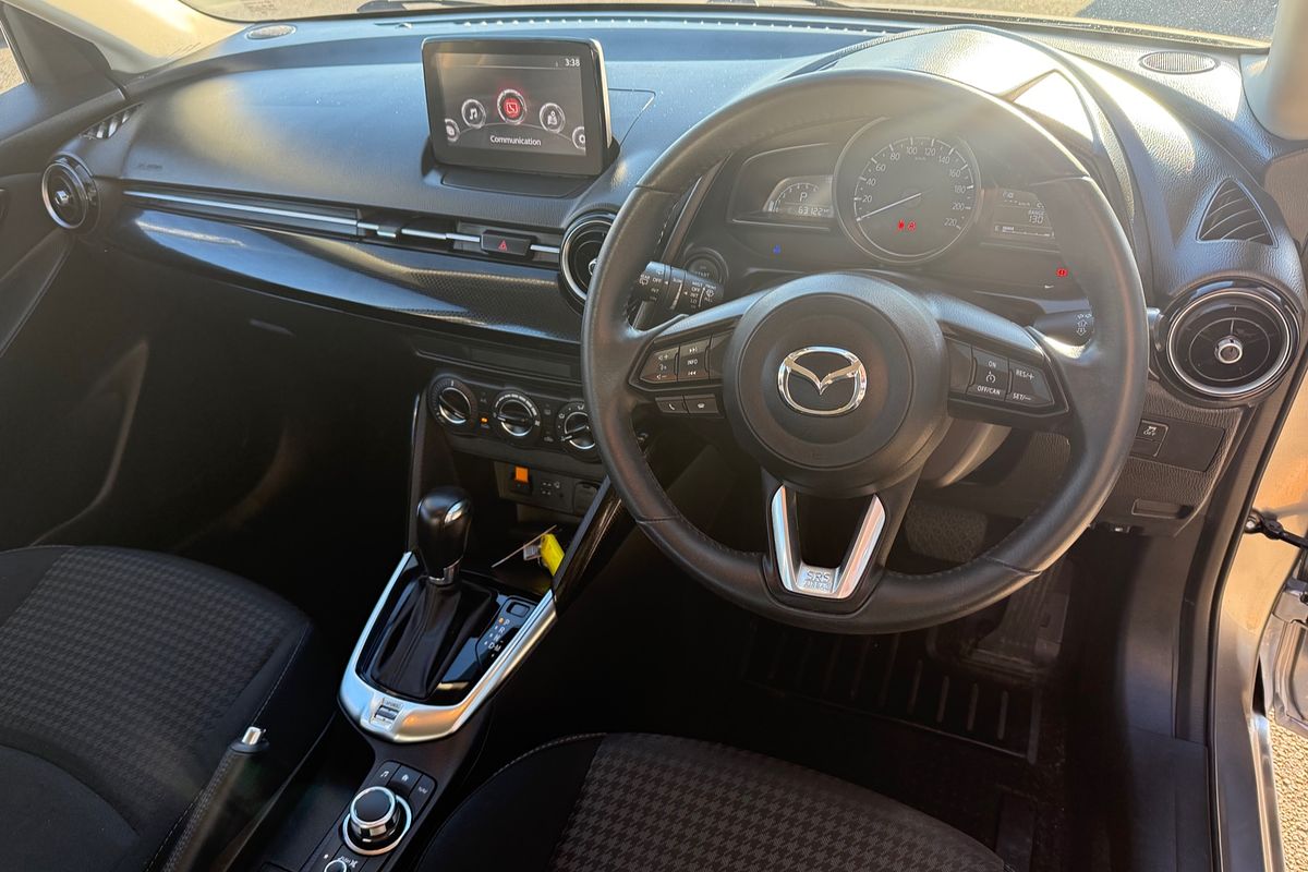 2017 Mazda 2 Maxx DJ Series