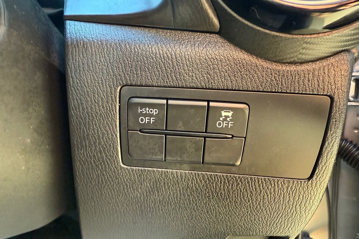 2017 Mazda 2 Maxx DJ Series