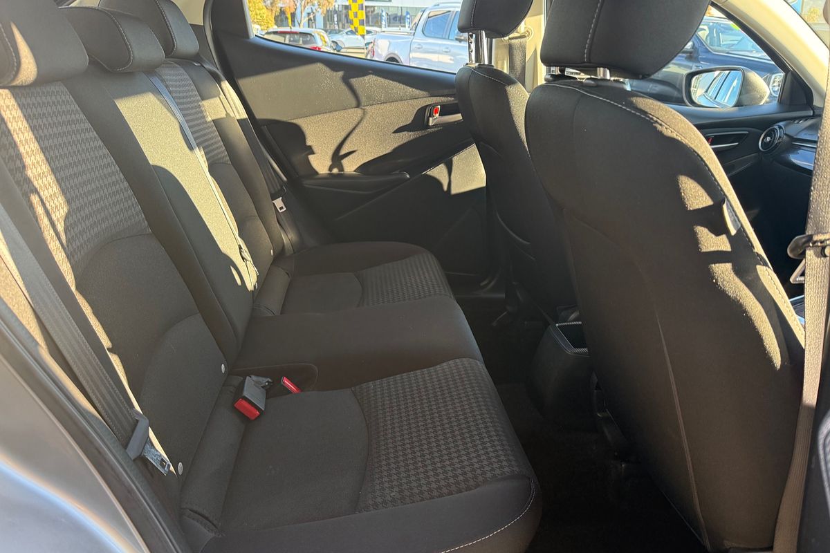 2017 Mazda 2 Maxx DJ Series