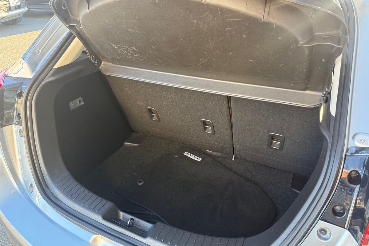 2017 Mazda 2 Maxx DJ Series