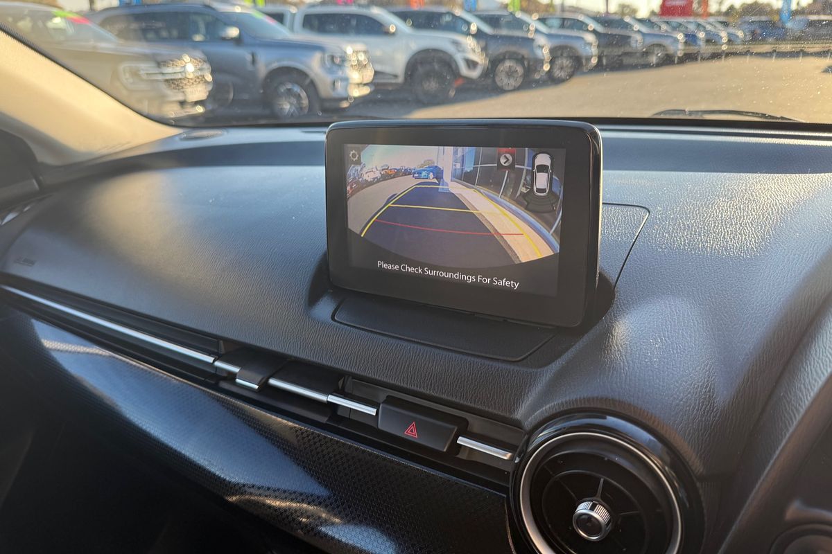 2017 Mazda 2 Maxx DJ Series