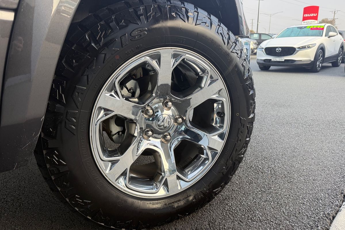 2019 RAM 1500 Laramie DS 4X4 SWB