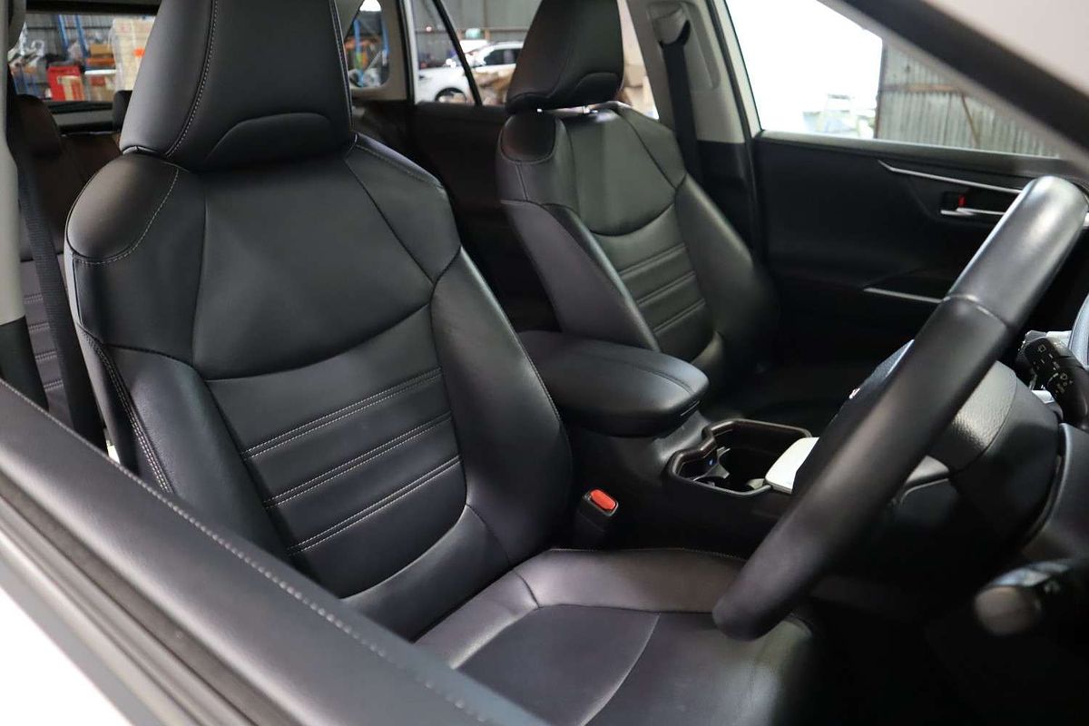 2021 Toyota RAV4 Cruiser AXAH52R