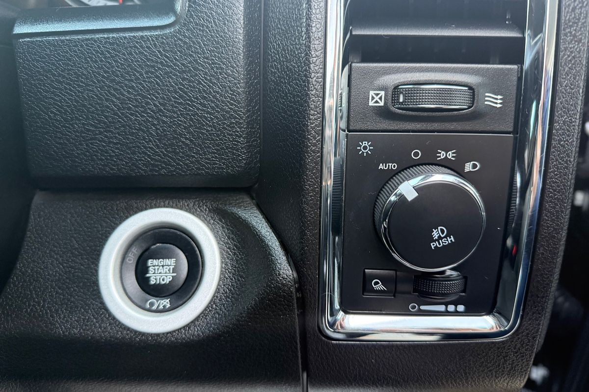 2019 RAM 1500 Laramie DS 4X4 SWB