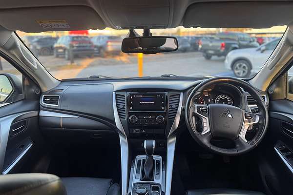 2017 Mitsubishi Pajero Sport GLS QE