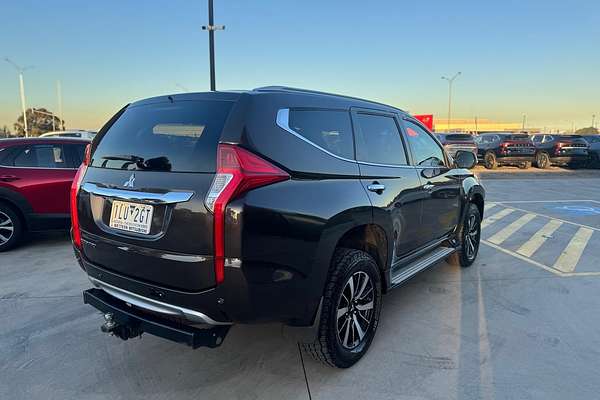 2017 Mitsubishi Pajero Sport GLS QE