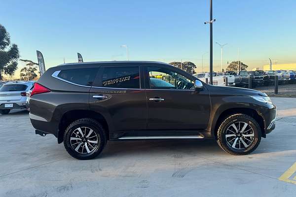 2017 Mitsubishi Pajero Sport GLS QE