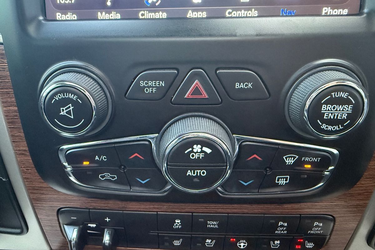2019 RAM 1500 Laramie DS 4X4 SWB