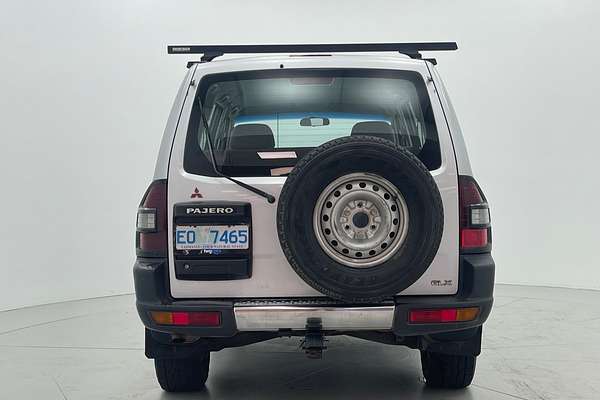 2000 Mitsubishi Pajero Exceed NM