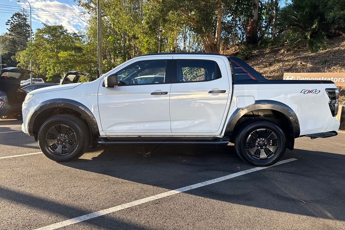 2022 Isuzu D-MAX X-TERRAIN  4X4