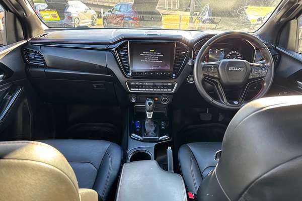 2022 Isuzu D-MAX X-TERRAIN  4X4