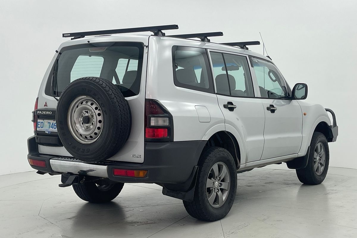 2000 Mitsubishi Pajero Exceed NM