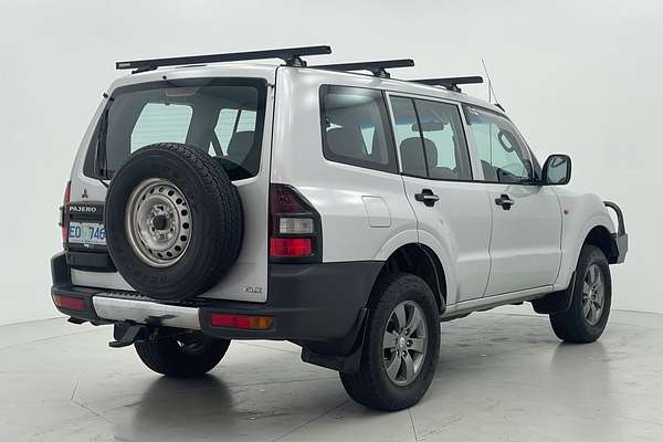 2000 Mitsubishi Pajero Exceed NM