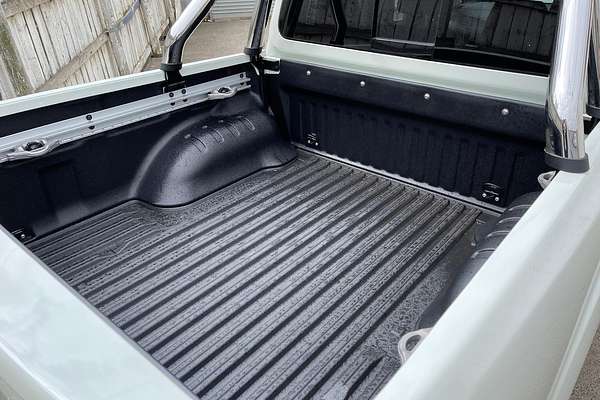 2025 Nissan Navara ST-X D23 4X4