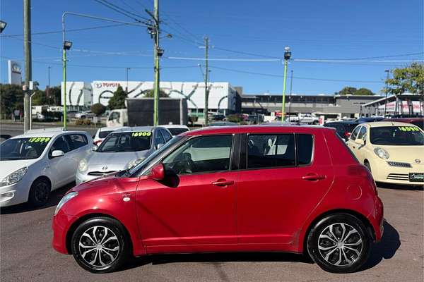 2007 Suzuki Swift RS415
