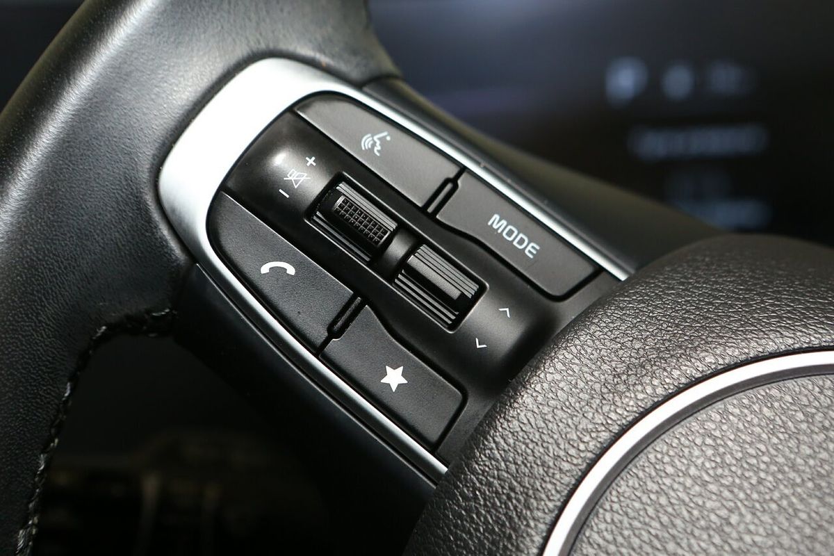 2022 Kia Sportage SX NQ5