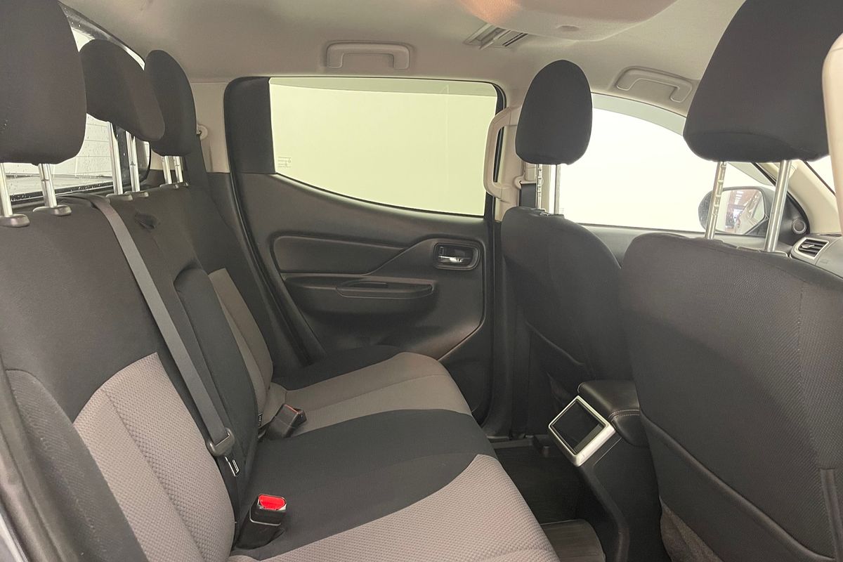 2021 Mitsubishi Triton GLX-R MR 4X4