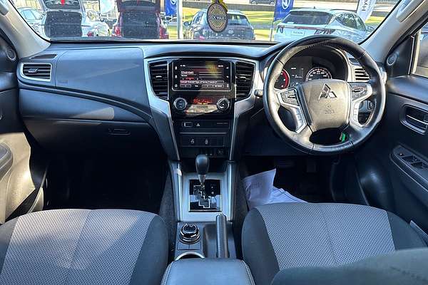 2021 Mitsubishi Triton GLX-R MR 4X4