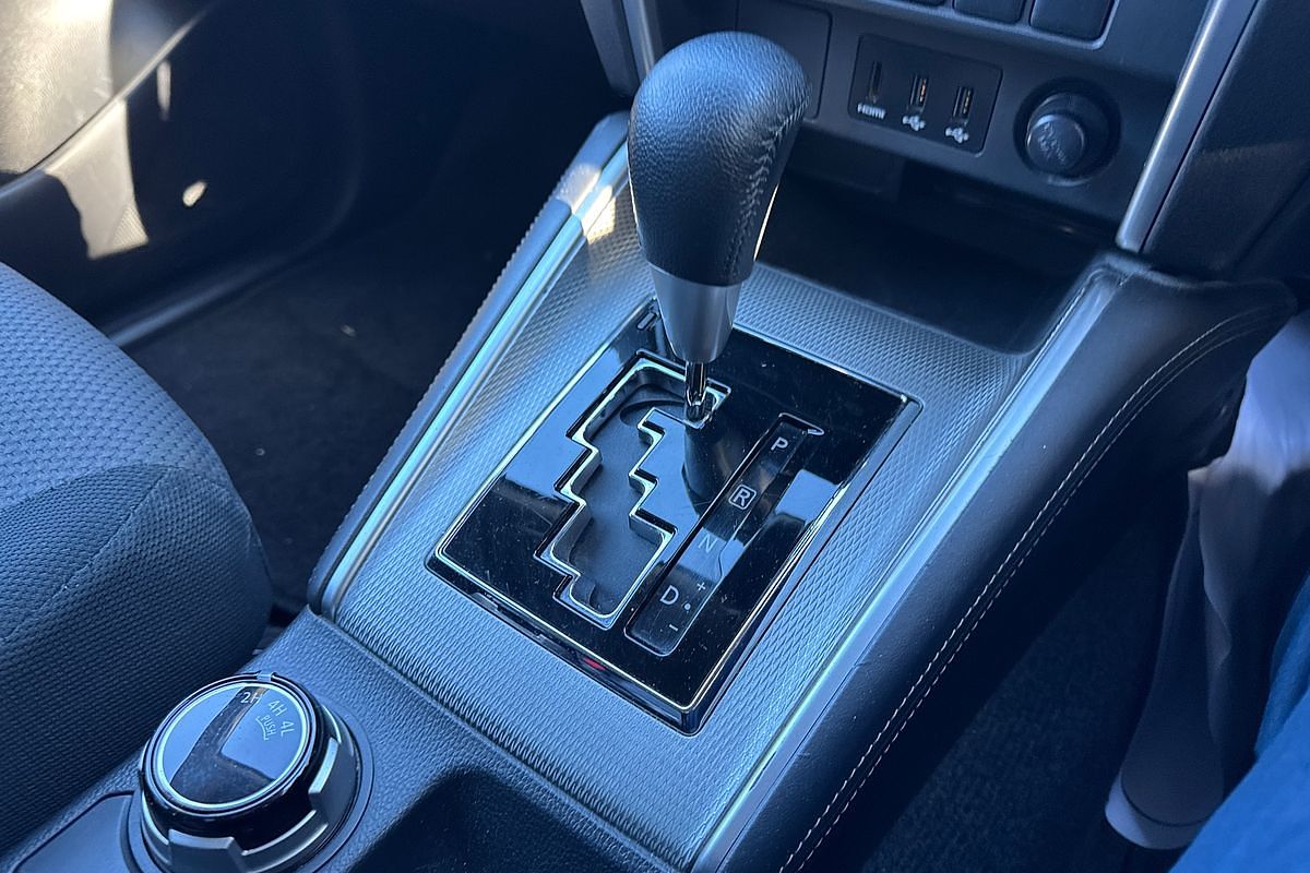 2021 Mitsubishi Triton GLX-R MR 4X4
