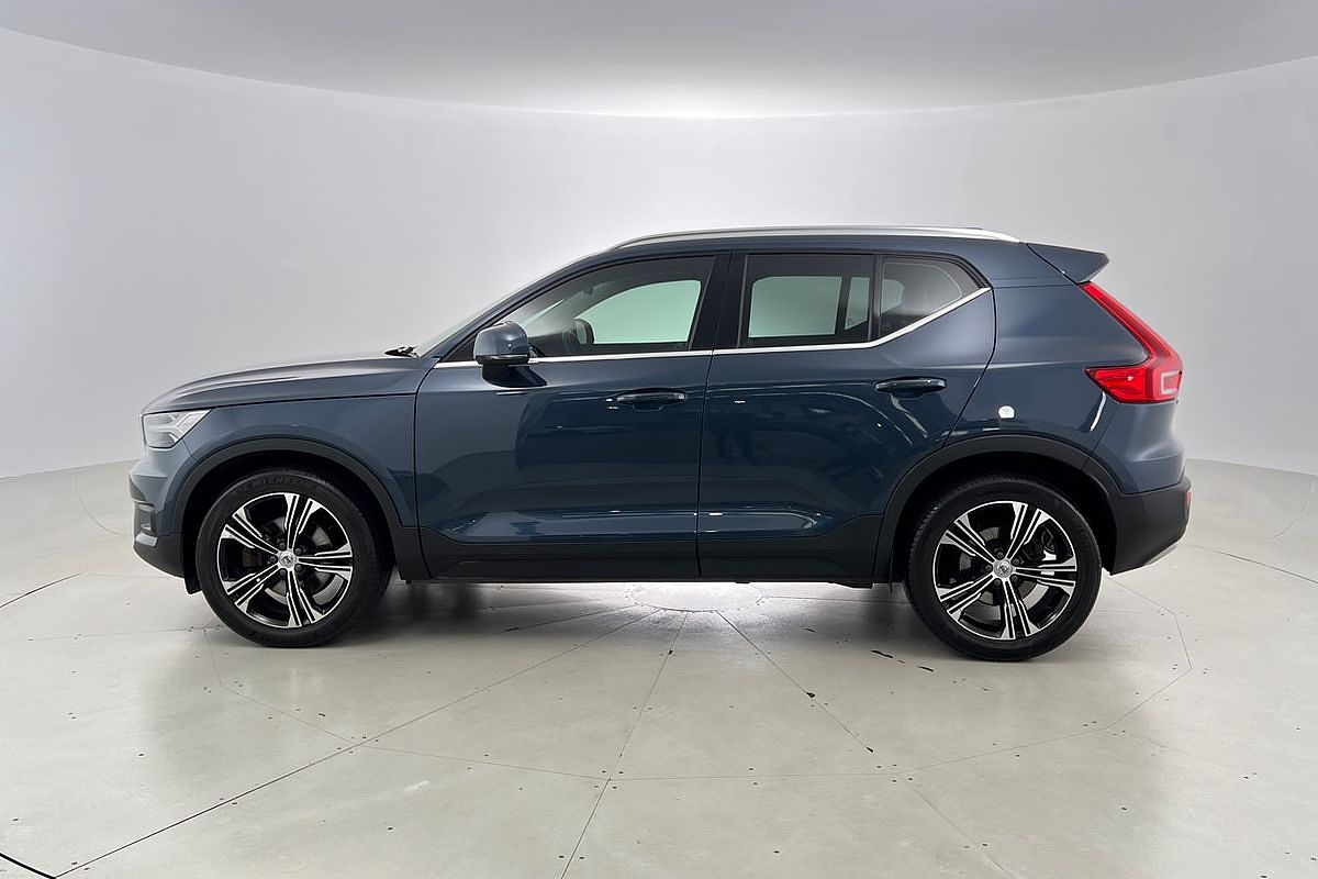 2021 Volvo XC40 T4 Inscription