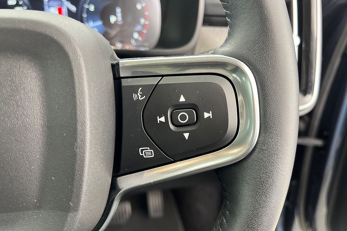 2021 Volvo XC40 T4 Inscription