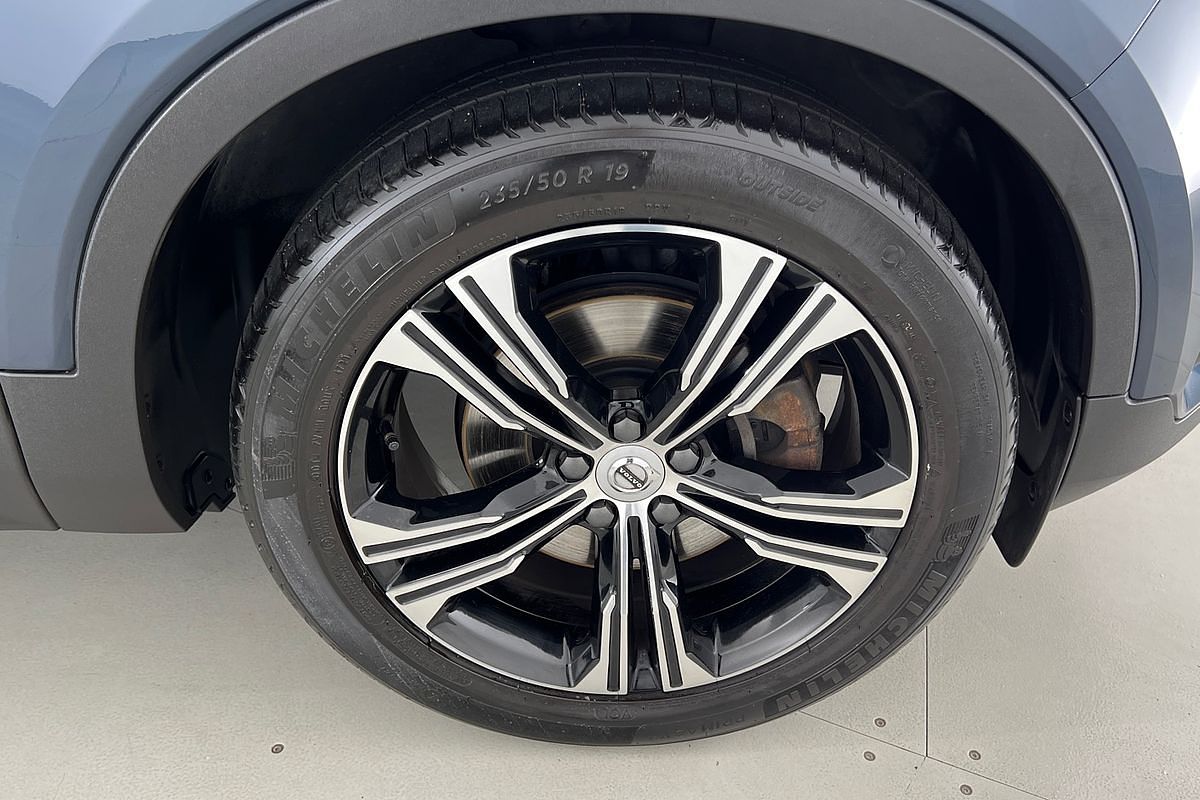 2021 Volvo XC40 T4 Inscription