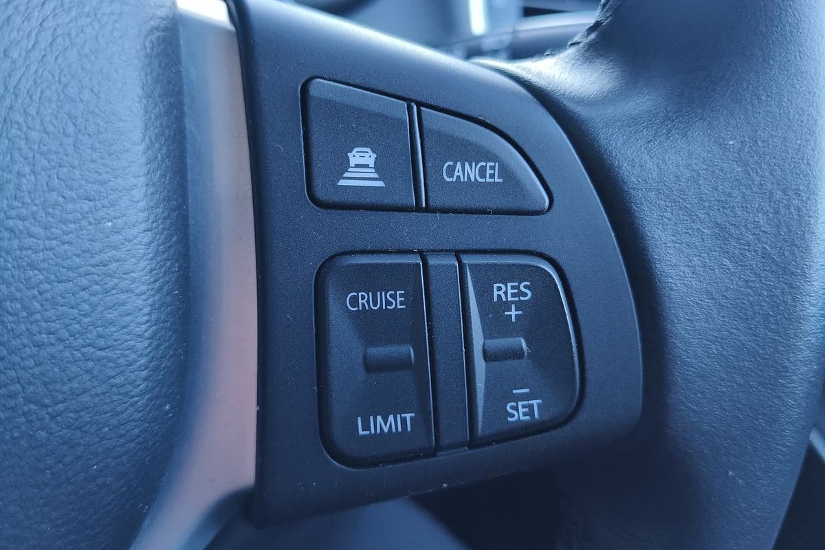 2023 Suzuki S-Cross GL+ JYB
