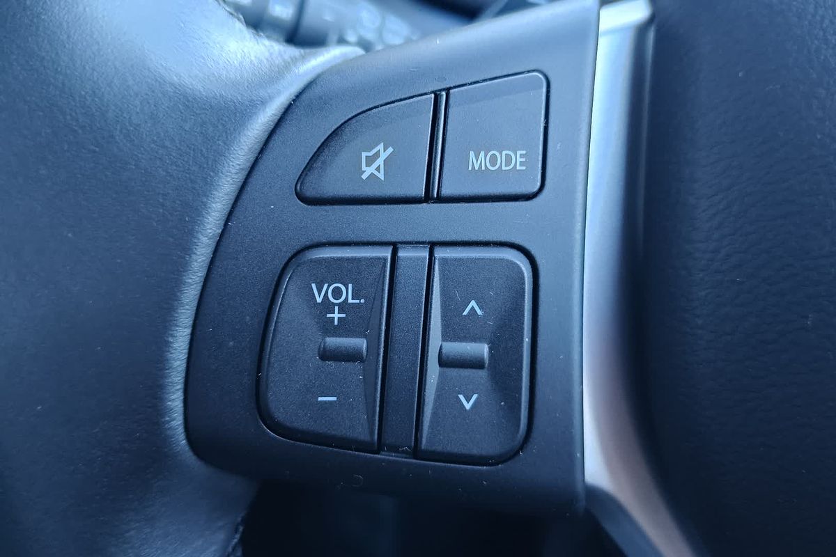 2023 Suzuki S-Cross GL+ JYB