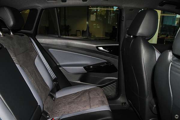 2025 Volkswagen ID.4 Pro E2