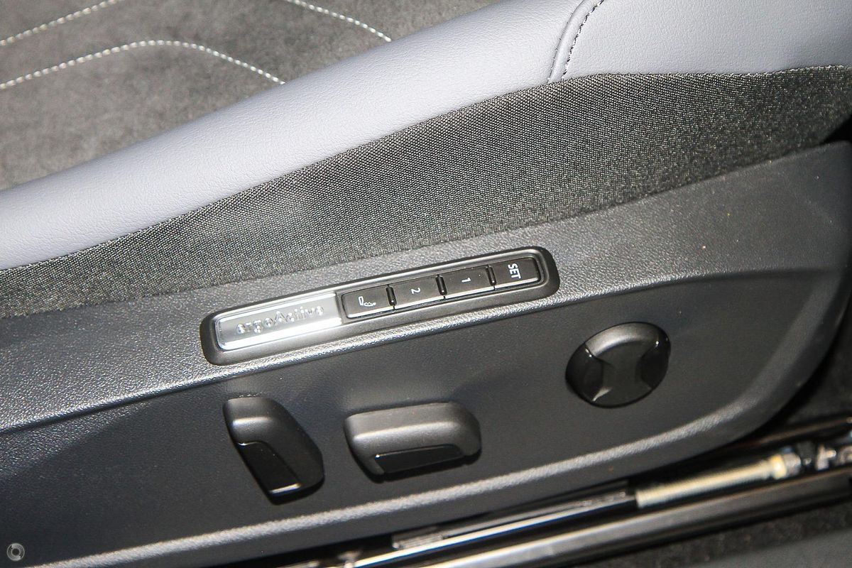 2025 Volkswagen ID.4 Pro E2
