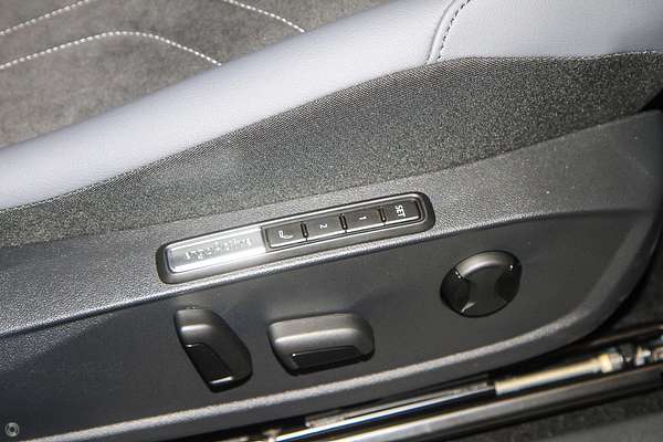 2025 Volkswagen ID.4 Pro E2