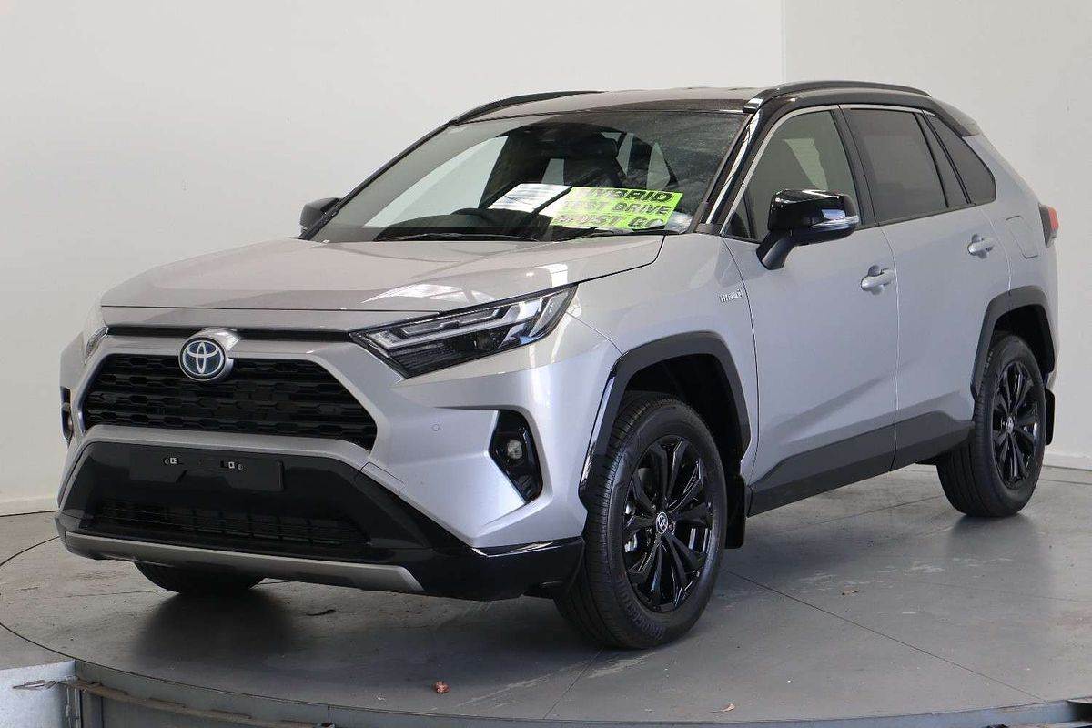 2022 Toyota RAV4 XSE AXAH52R
