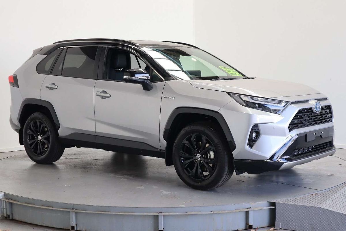 2022 Toyota RAV4 XSE AXAH52R