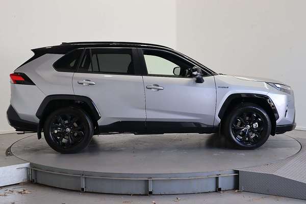 2022 Toyota RAV4 XSE AXAH52R