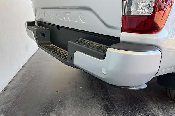 2025 Nissan Navara ST D23 4X4