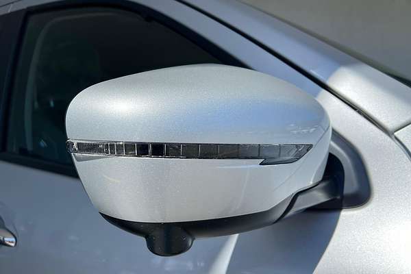 2025 Nissan Navara ST D23 4X4
