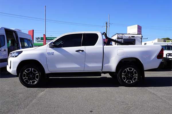 2022 Toyota Hilux SR GUN126R 4X4