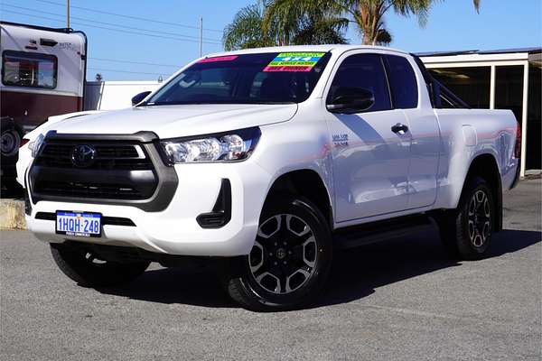 2022 Toyota Hilux SR GUN126R 4X4